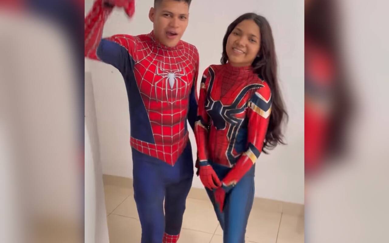 Nuevo video porno de la mujer araña y su pareja – porno colombiano